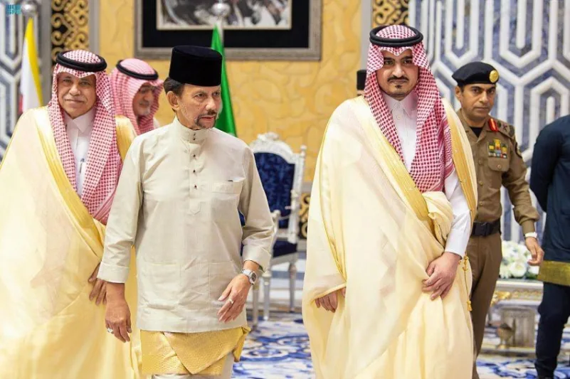 سلطان بروناي دار السلام يصل جدة - جريدة المدينة