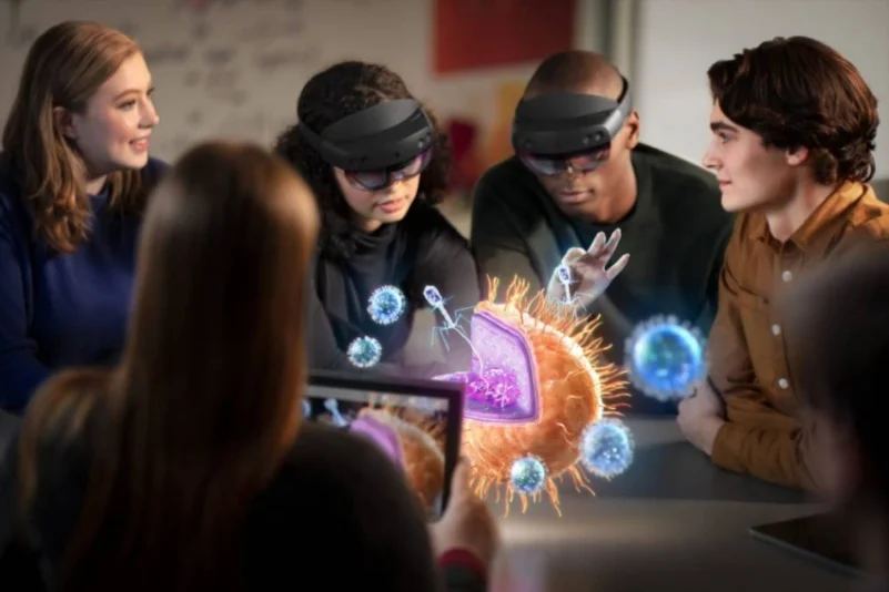 مايكروسوفت تُطلق جهاز HoloLens 2 في السعودية لتعزيز الابتكار في المملكة