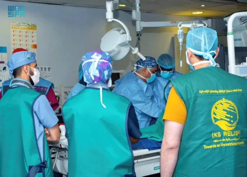 "سلمان للإغاثة" يدشن برنامج جراحات القسطرة القلبية في كينيا