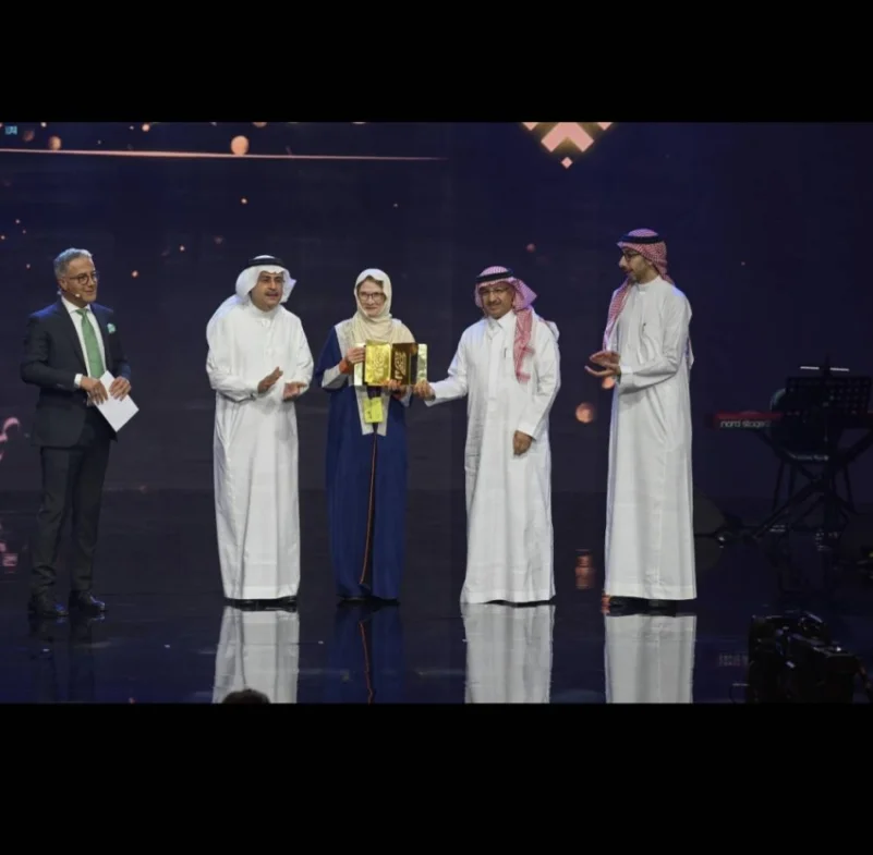 سعوديان وعراقي ومغربي  يفوزون بجوائز العام