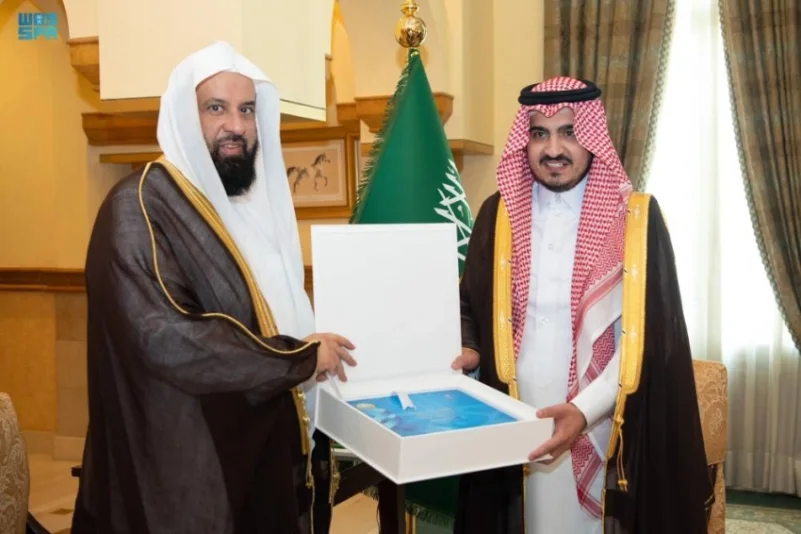 نائب أمير مكة يستلم التقرير السنوي لـ"هيئة الأمر بالمعروف"