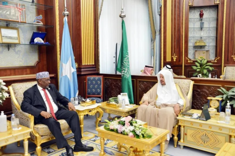"الشورى" و"الشعب الصومالي" يناقشان تعزيز العلاقات الثنائية