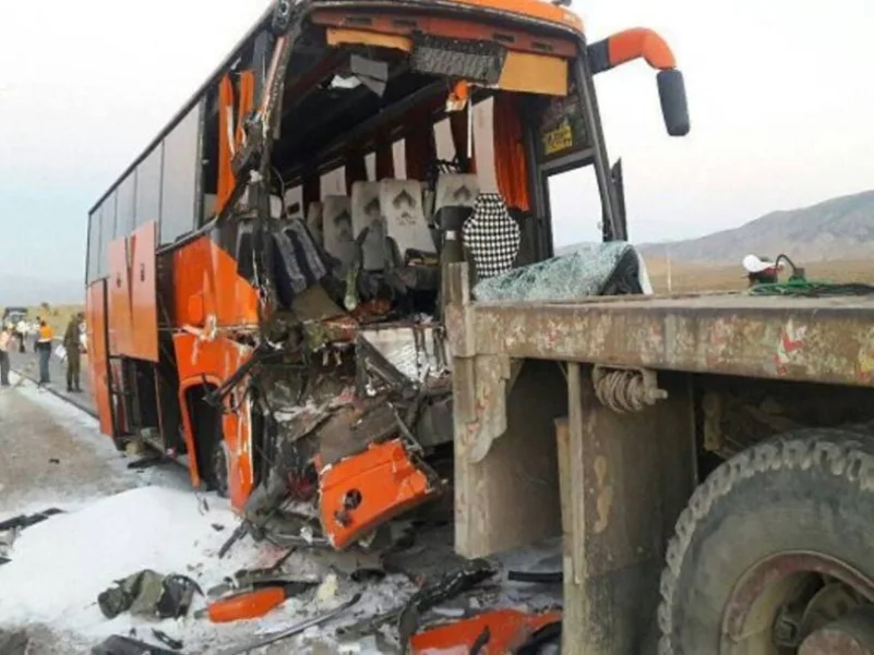 مصرع 17 شخصا وإصابة 41 آخرين بحادث مروري في باكستان