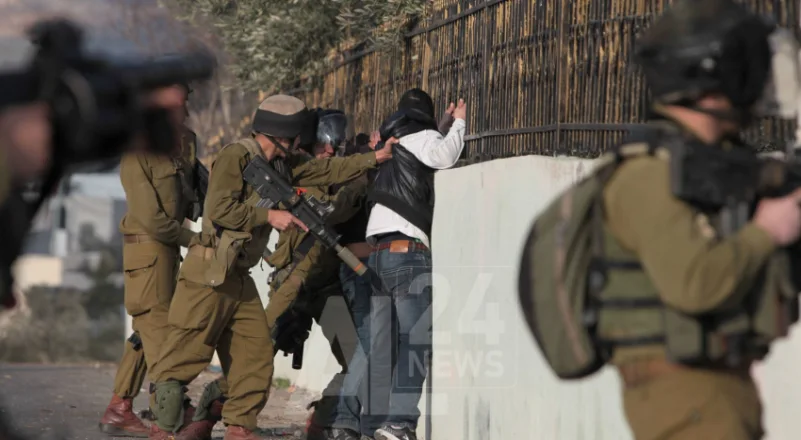 "شؤون الأسرى" : الاحتلال اعتقل 40 فلسطينيًا في "الضفة"