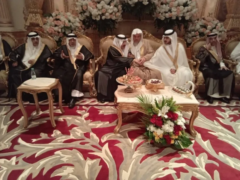 أمراء يشرفون عقد قران آل باشا