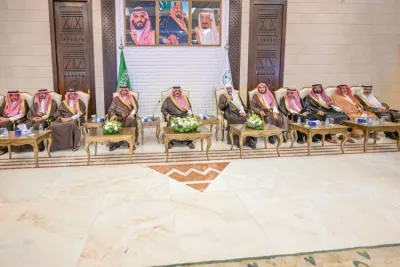 أمير منطقة حائل يعقد الجلسة الاثنينية أمير منطقة حائل يعقد الجلسة الاثنينية