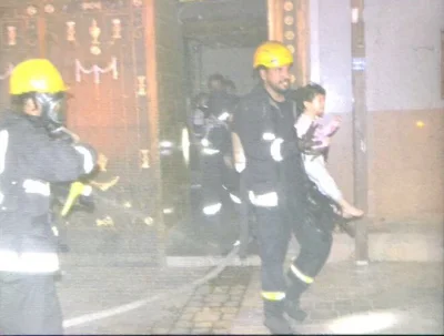 تحرير 11 محتجزا داخل بناية تعرضت لحريق بالمدينة المنورة 