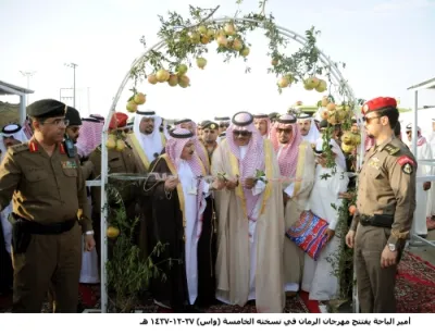 أمير الباحة يدعو لتقديم «قروض ميسرة» لمزارعي المنطقة