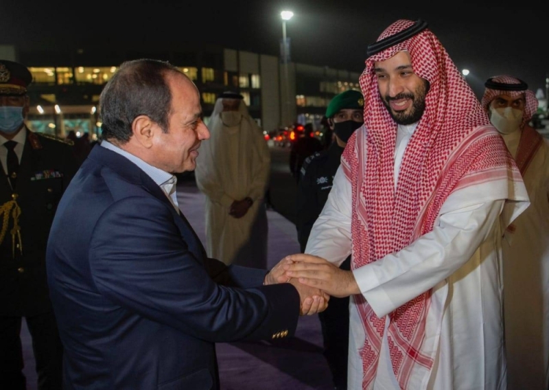 شاهد :  الرئيس المصر‬⁩ي يغادر الرياض ..وولي العهد‬⁩ في مقدمة مودعيه