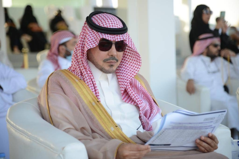 بالصور : عبدالله بن سعود يتوج إسطبل العلياء بكأس الأمير سعود بن محمد
