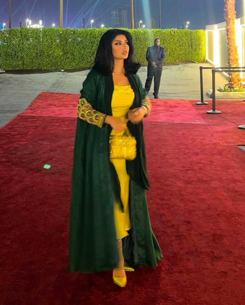 شاهد.. مشهورة سناب "ملكة كابلي" في أحدث ظهور لها في حفل أنغام  تثير الجدل بعد زيادة وزنها
