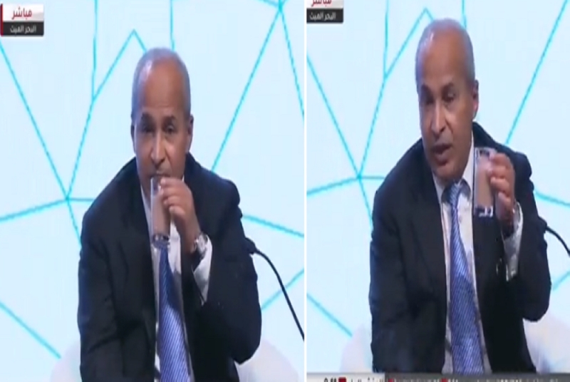رجل أعمال أردني يشرب سماداً على الهواء خلال مؤتمر .. شاهد : ردة فعل الملك عبدالله الثاني