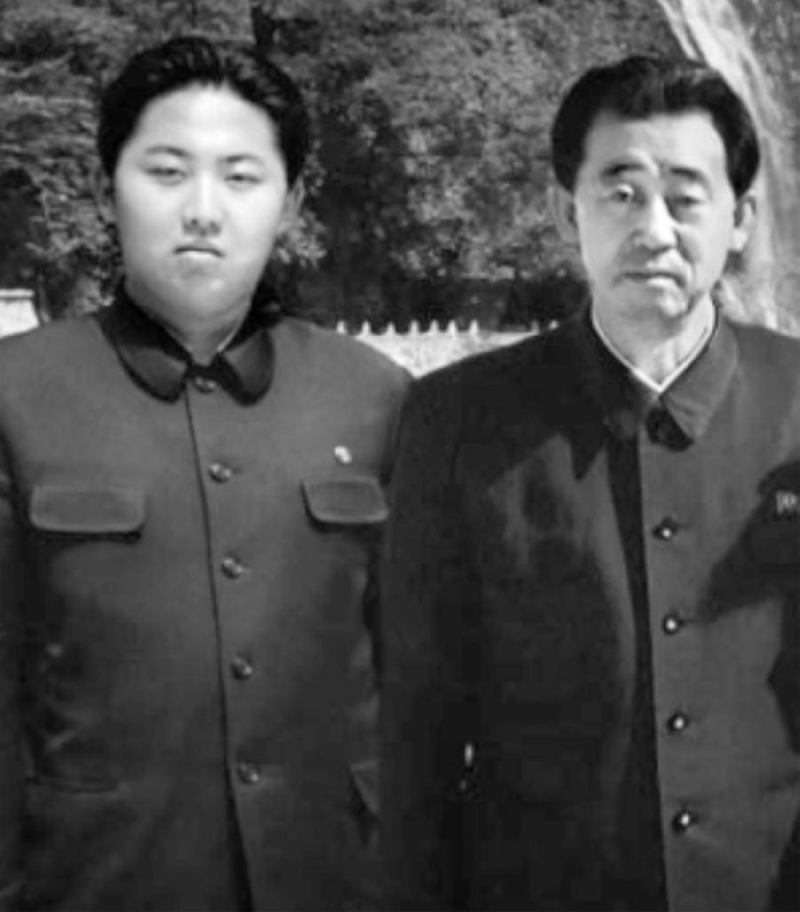 شاهد: صور لأول مرة لزعيم كوريا الشمالية وهو طفل ومراهق