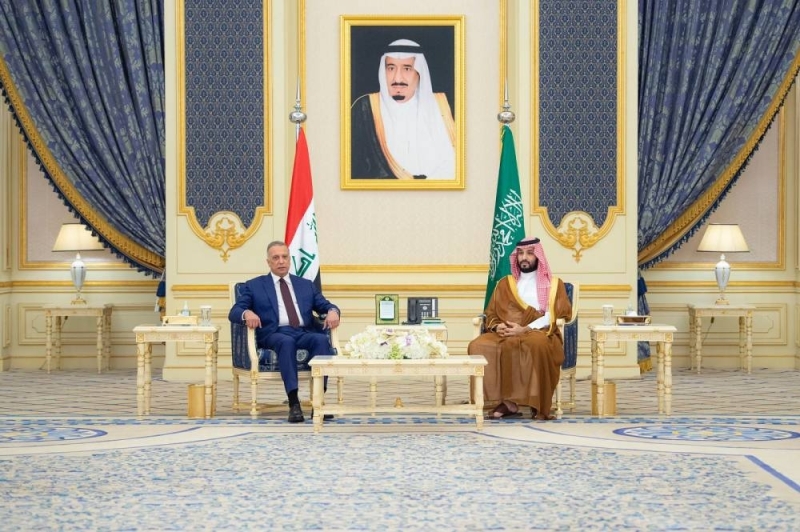 شاهد .. ولي العهد يجتمع في قصر السلام بجدة مع رئيس الوزراء العراقي
