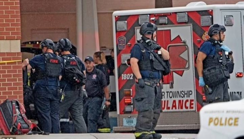 مقتل 4 أشخاص وإصابة 3 آخرين فى إطلاق نار بأحد المراكز التجارية في أمريكا -صور