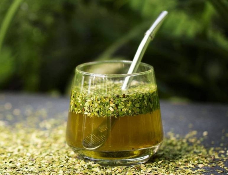 دراسة علمية  تكشف عن اسم  "شاي عشبي"  يزيد من  خطر الإصابة بالسرطان