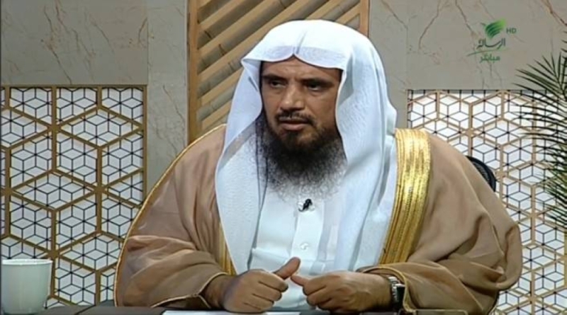 بالفيديو .. "الخثلان" يوضح حكم اصطحاب خادمة غير مسلمة خلال السفر من الطائف إلى جدة مرورا بمكة