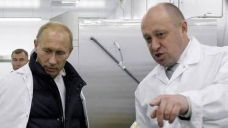 "طباخ بوتين" يُدلي بتصريح غريب عن "زيلينسكي": زعيم قوي