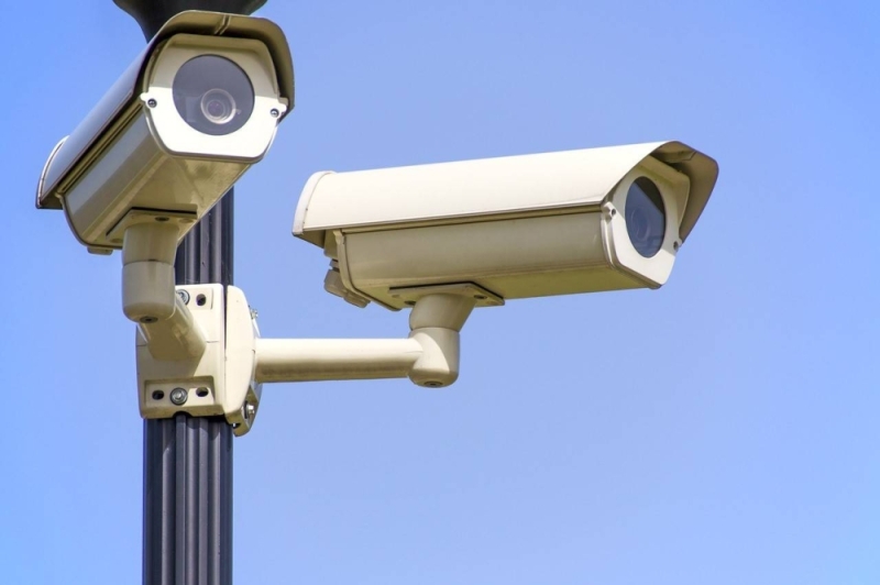 الداخلية تحدد المنشآت والمرافق التي تطبق عليها أحكام نظام استخدام كاميرات المراقبة الأمنية