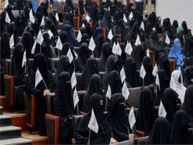 حركة طالبان المتشددة تحظر التعليم الجامعي للنساء في أفغانستان