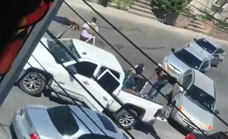 شاهد: لحظة اختطاف 4 أمريكيين في وضح النهار أثناء ذهابهم إلى المكسيك لشراء أدوية