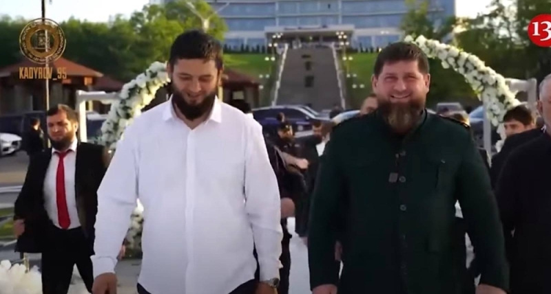 إخلاء الشوارع من المارة…شاهد: الزعيم الشيشاني يقيم حفلا أسطوريا بمناسبة زواج نجله أحمد تحت إجراءات أمنية مشددة