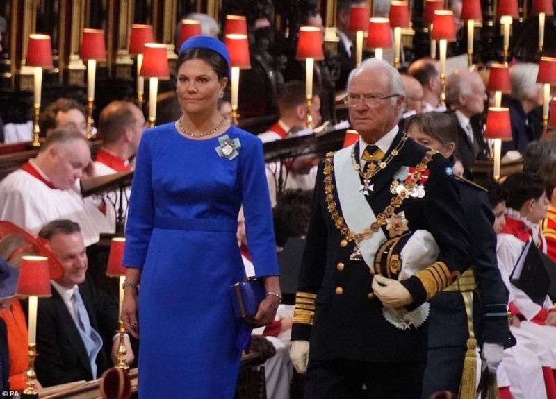 شاهد..بدء مراسم تتويج "تشارلز الثالث" ملكا لبريطانيا.. " بحضور زعماء العالم وحشود ضخمة"