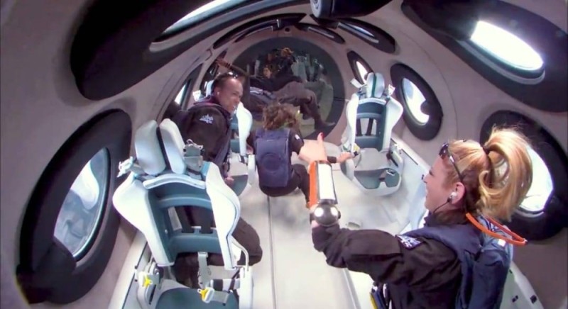 شاهد..  "فيرجن غالاكتيك" تطلق رحلة سياحية إلى الفضاء .. والكشف عن موعد بدء الرحلات التجارية ومدتها