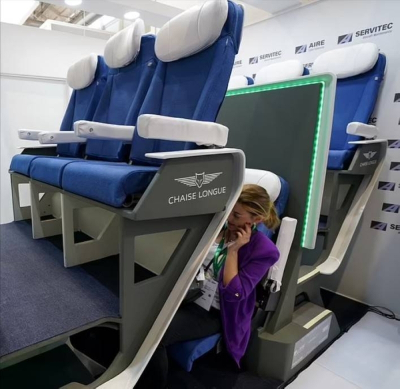 شاهد:  تصميم مقاعد جديدة في الطائرات تساعد على النوم والاستلقاء