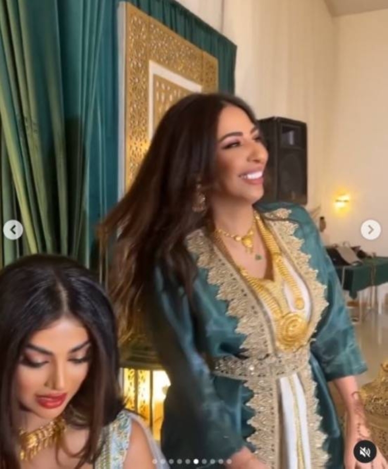 شاهد.. شذى سبت ترتدي القفطان المغربي  بـ"حنة" زفافها على شاب كويتي 