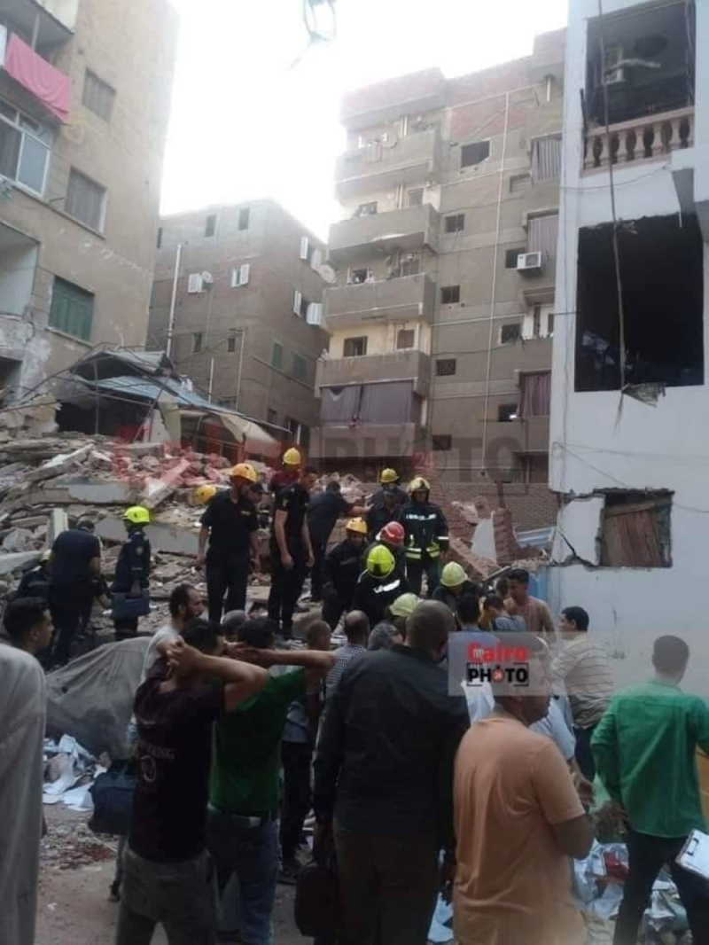 شاهد.. انهيار  عقار بحدائق القبة في القاهرة . . والكشف عن عدد القتلى والمصابين