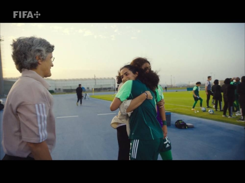 شاهد.. "الفيفا" تنشر تقريرا وثائقيا عن الكرة النسائية السعودية