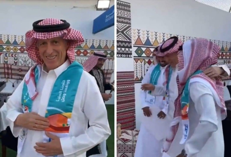 شاهد.. مدرب الهلال "خيسوس" يشارك  في احتفالات ‎اليوم الوطني السعودي ال 93