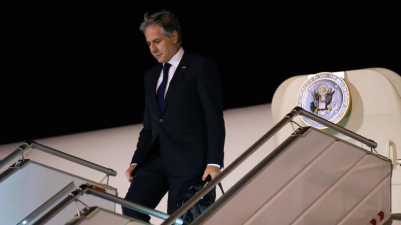 بالفيديو: وزير الخارجية الأميركي أنتوني بلينكن يصل إلى الرياض