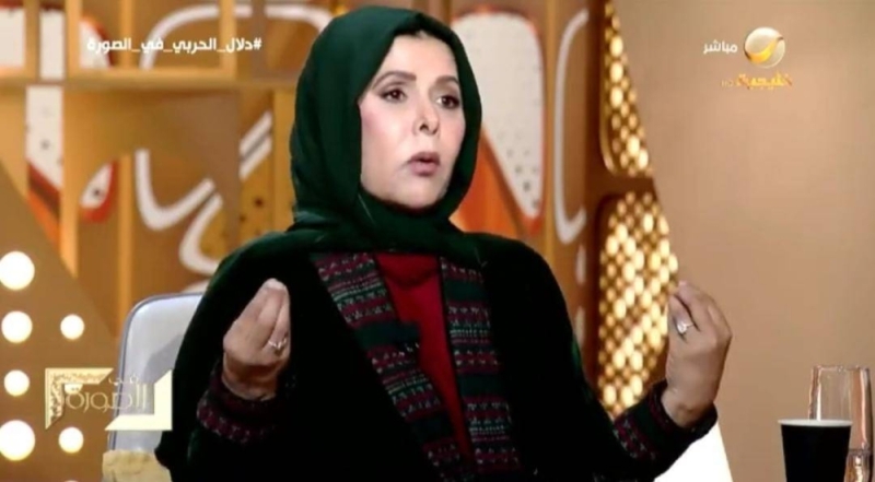 ‏بالفيديو.. الدكتورة دلال الحربي:  أنا ضد "السعودة" في الجامعات لهذا السبب !