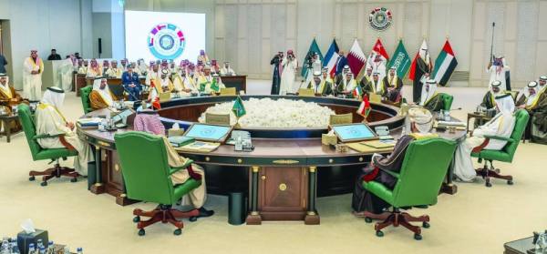 صورة جماعية لوزير الخارجية الكويتي عبدالله اليحيا وأصحاب السمو والمعالي والسعادة رؤساء وفود دول مجلس التعاون لدول الخليج العربية المشاركة في الاجتماع