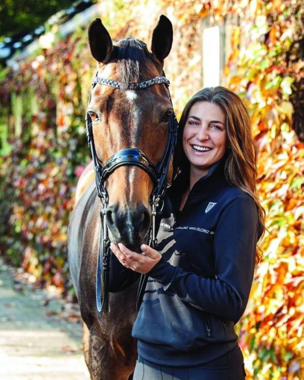 المدربة أمير دين