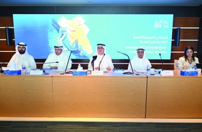 بهبهاني مترئساً العمومية (تصوير أسعد عبدالله)