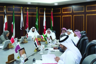 الجحيدلي مترئساً اجتماع مجلس إدارة المركز