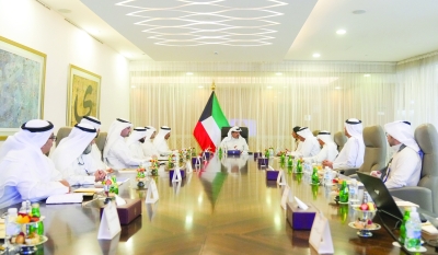 رئيس الوزراء مترئساً اجتماع اللجنة التنسيقية