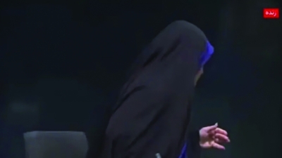 لحظة فرار مذيعة إيرانية بعد استهداف مبنى التلفزيون