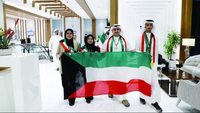 الطلبة الفائزون في الأولمبياد لدى وصولهم في قاعة التشريفات