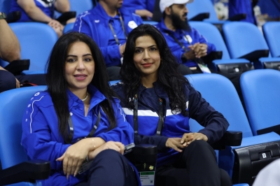 نورة السعد مع اللاعبة الأولمبية سعاد الفقعان