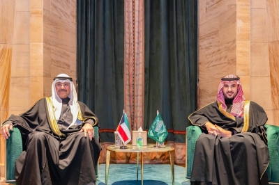 جانب من المُحادثات بين وزير الدفاع والأمير خالد بن سلمان في السعودية