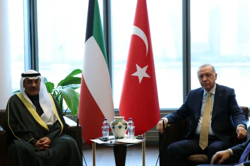 ممثل سمو الأمير يبحث مع الرئيس التركي سبل تعزيز العلاقات وآخر المستجدات