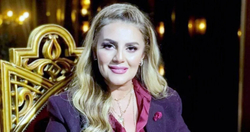 رانيا محمود ياسين تنفي اعتزالها الفن