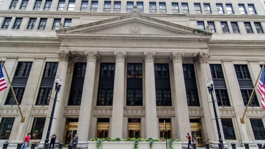 “الفيدرالي الأميركي” يخفض الفائدة 25 نقطة