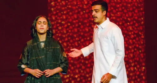 'البوشية' تدشن انطلاقة الدورة الثانية لمهرجان 'باك ستيج' المسرحي 2 'البوشية' تدشن انطلاقة الدورة الثانية لمهرجان 'باك ستيج' المسرحي