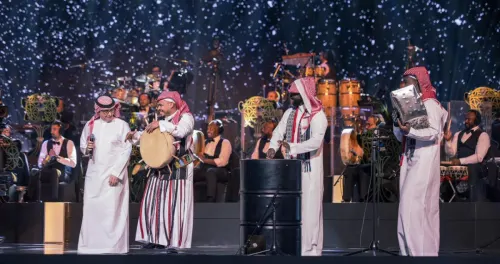 عبدالمجيد عبدالله... يعتلي القمة على مسرح محمد عبده