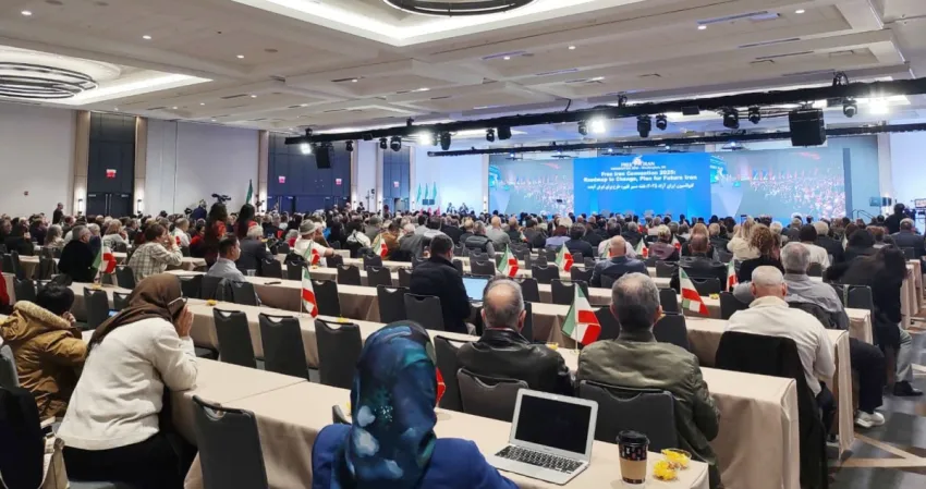 'إيران الحرة' يدعو إلى جمهورية علمانية خالية من الأسلحة النووية